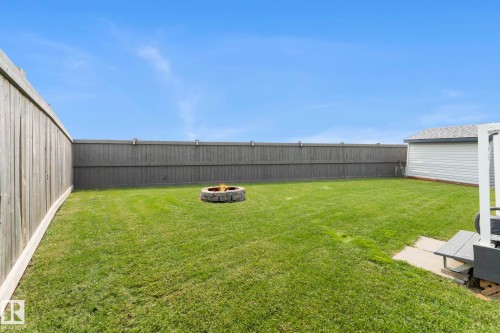 17308 49 Street Nw, Edmonton, AB - Outdoor