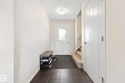 17308 49 Street Nw, Edmonton, AB - Indoor Photo Showing Other Room
