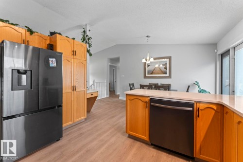1004 12 Street, Cold Lake, AB - Indoor Photo Showing Kitchen