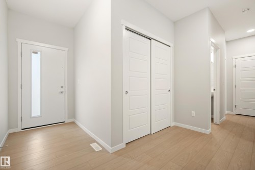 17731 7 Street Ne, Edmonton, AB - Indoor Photo Showing Other Room