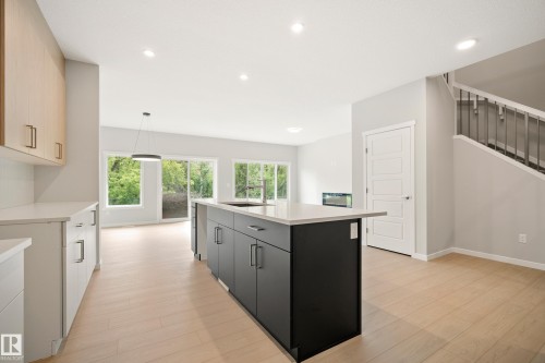 17731 7 Street Ne, Edmonton, AB - Indoor Photo Showing Kitchen
