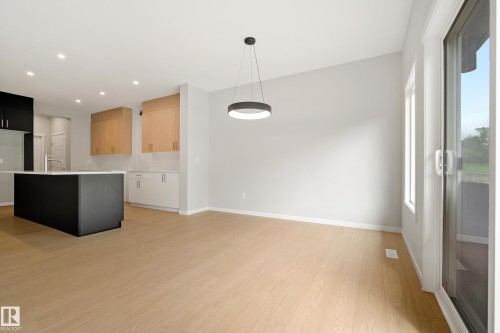 17731 7 Street Ne, Edmonton, AB - Indoor Photo Showing Kitchen
