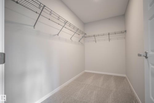 17731 7 Street Ne, Edmonton, AB - Indoor With Storage