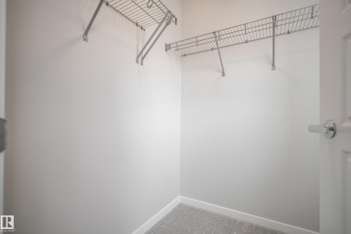 17731 7 Street Ne, Edmonton, AB - Indoor With Storage