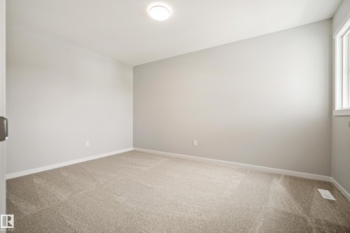 17731 7 Street Ne, Edmonton, AB - Indoor Photo Showing Other Room