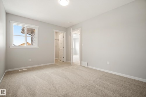 17731 7 Street Ne, Edmonton, AB - Indoor Photo Showing Other Room