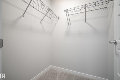 17731 7 Street Ne, Edmonton, AB - Indoor With Storage