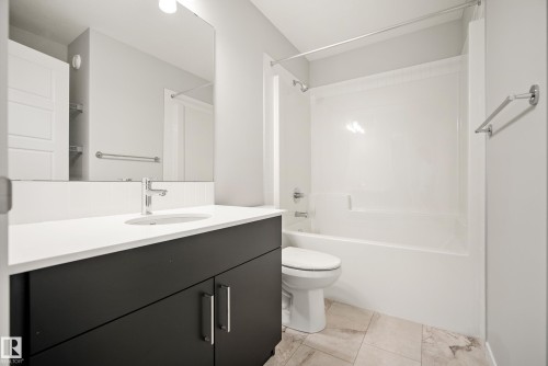 17731 7 Street Ne, Edmonton, AB - Indoor Photo Showing Bathroom