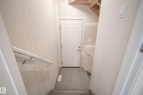 17731 7 Street Ne, Edmonton, AB - Indoor Photo Showing Other Room