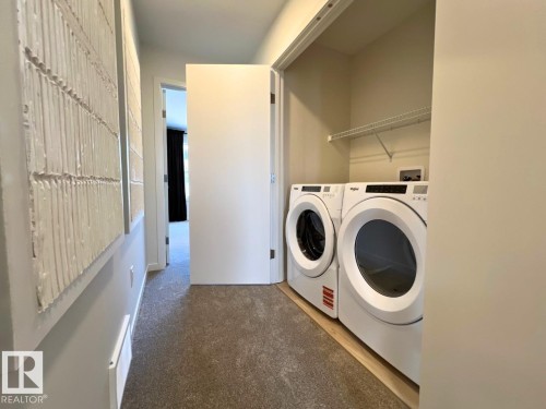 304 32 Street Sw, Edmonton, AB - Indoor Photo Showing Laundry Room