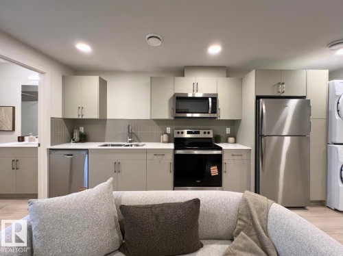 304 32 Street Sw, Edmonton, AB - Indoor Photo Showing Kitchen With Double Sink