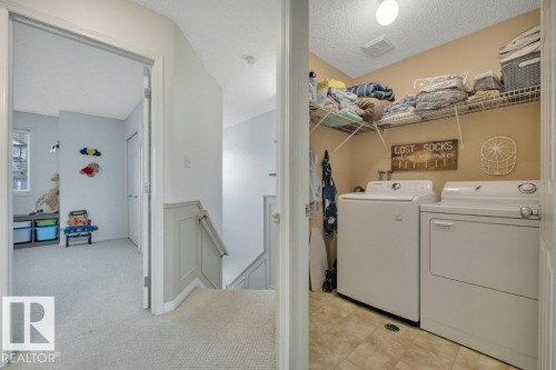 #34 2004 Grantham Ct Nw, Edmonton, AB - Indoor Photo Showing Laundry Room