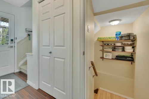 #34 2004 Grantham Ct Nw, Edmonton, AB - Indoor Photo Showing Other Room