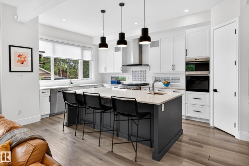 11743 83 Avenue Nw, Edmonton, AB - Indoor Photo Showing Kitchen