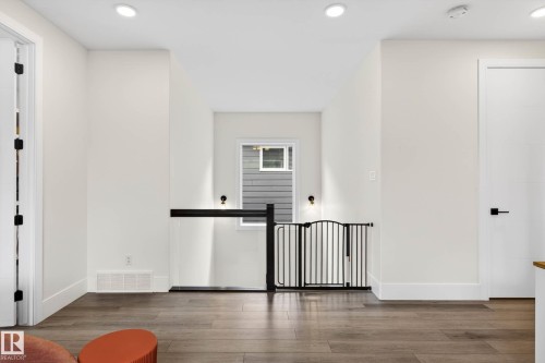 11743 83 Avenue Nw, Edmonton, AB - Indoor Photo Showing Other Room