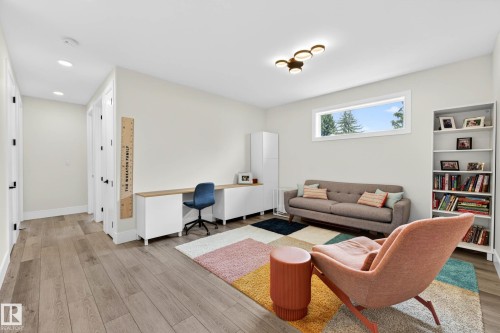 11743 83 Avenue Nw, Edmonton, AB - Indoor