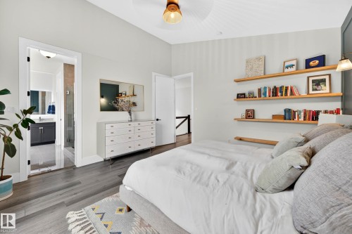 11743 83 Avenue Nw, Edmonton, AB - Indoor Photo Showing Bedroom