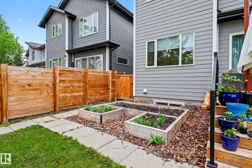 11743 83 Avenue Nw, Edmonton, AB - Outdoor