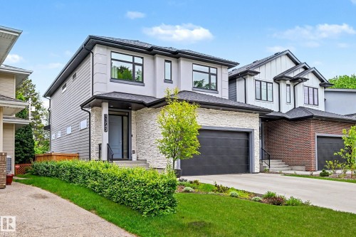 11743 83 Avenue Nw, Edmonton, AB - Outdoor
