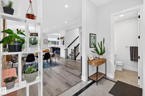 11743 83 Avenue Nw, Edmonton, AB - Indoor
