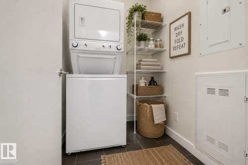 #413 10611 117 St Nw, Edmonton, AB - Indoor Photo Showing Laundry Room