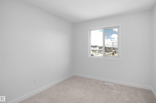 546 Ashgrove Circle, Leduc, AB - Indoor Photo Showing Other Room