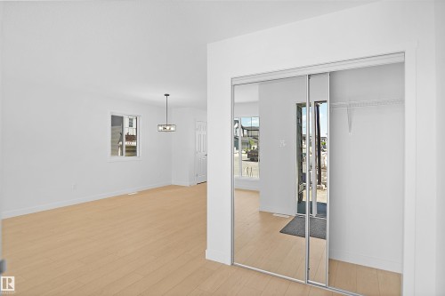 546 Ashgrove Circle, Leduc, AB - Indoor Photo Showing Other Room