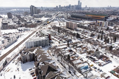 #231 11325 83 St Nw, Edmonton, AB - Outdoor With View