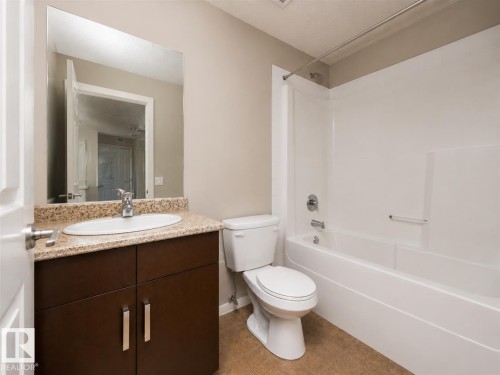 #325 5515 7 Av Sw, Edmonton, AB - Indoor Photo Showing Bathroom