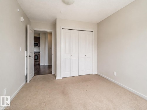 #325 5515 7 Av Sw, Edmonton, AB - Indoor Photo Showing Other Room