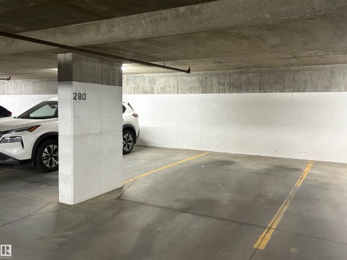 #510 11080 Ellerslie Rd Sw, Edmonton, AB - Indoor Photo Showing Garage