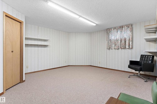 120 Northlake Lane, Wetaskiwin, AB - Indoor Photo Showing Other Room