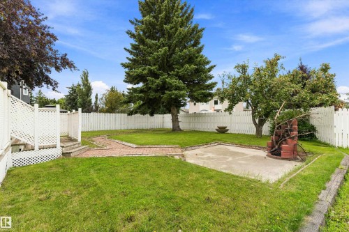 120 Northlake Lane, Wetaskiwin, AB - Outdoor With Backyard