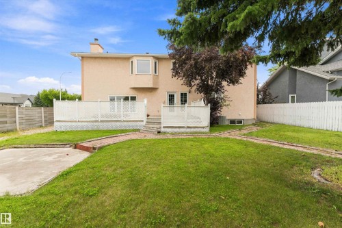 120 Northlake Lane, Wetaskiwin, AB - Outdoor