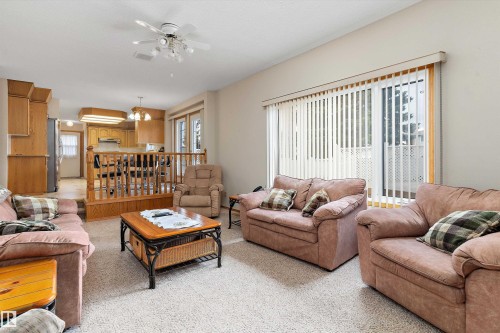 120 Northlake Lane, Wetaskiwin, AB - Indoor Photo Showing Living Room
