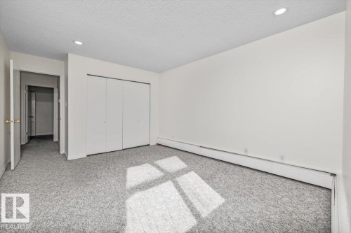 #206 10148 118 St Nw, Edmonton, AB - Indoor Photo Showing Other Room