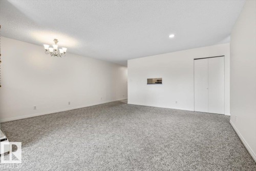 #206 10148 118 St Nw, Edmonton, AB - Indoor Photo Showing Other Room