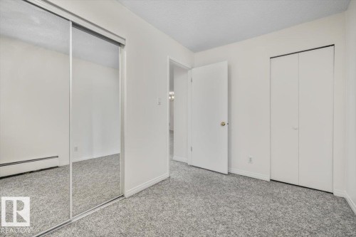 #206 10148 118 St Nw, Edmonton, AB - Indoor Photo Showing Other Room