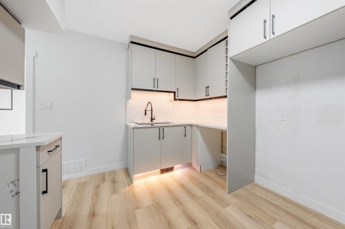 11927 68 Street Nw, Edmonton, AB - Indoor Photo Showing Kitchen With Double Sink