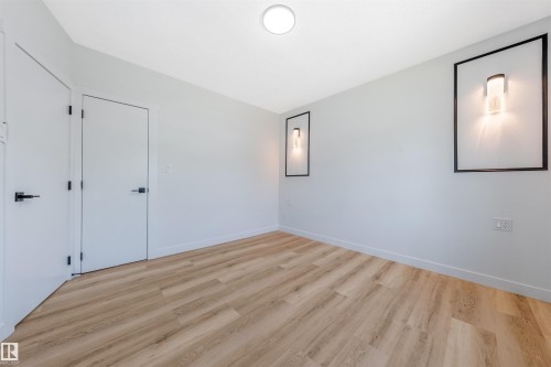 11927 68 Street Nw, Edmonton, AB - Indoor Photo Showing Other Room