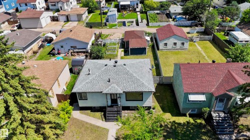 11927 68 Street Nw, Edmonton, AB - Outdoor