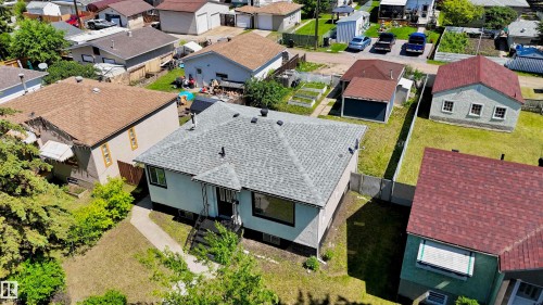 11927 68 Street Nw, Edmonton, AB - Outdoor