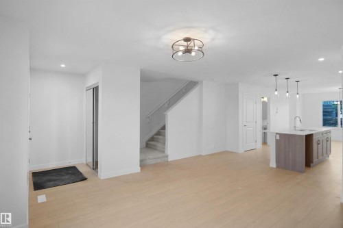 540 Ashgrove Circle, Leduc, AB - Indoor