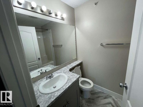 #405 151 Edwards Dr Sw, Edmonton, AB - Indoor Photo Showing Bathroom