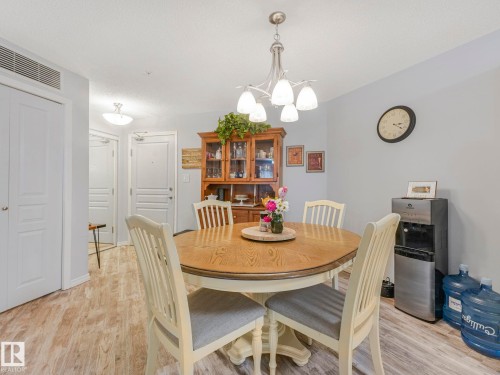 #208 16035 132 St Nw, Edmonton, AB - Indoor Photo Showing Dining Room