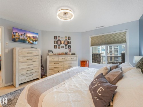 #208 16035 132 St Nw, Edmonton, AB - Indoor Photo Showing Bedroom