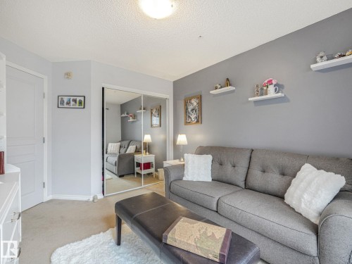 #208 16035 132 St Nw, Edmonton, AB - Indoor Photo Showing Living Room
