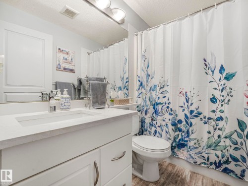 #208 16035 132 St Nw, Edmonton, AB - Indoor Photo Showing Bathroom
