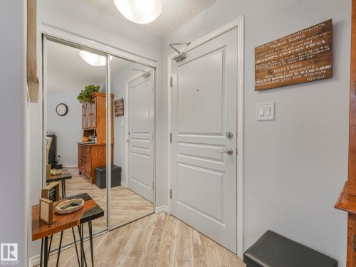 #208 16035 132 St Nw, Edmonton, AB - Indoor Photo Showing Other Room