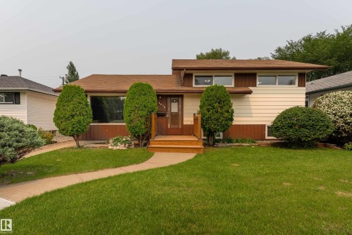 9012 Meadowlark Road Nw, Edmonton, AB - Outdoor
